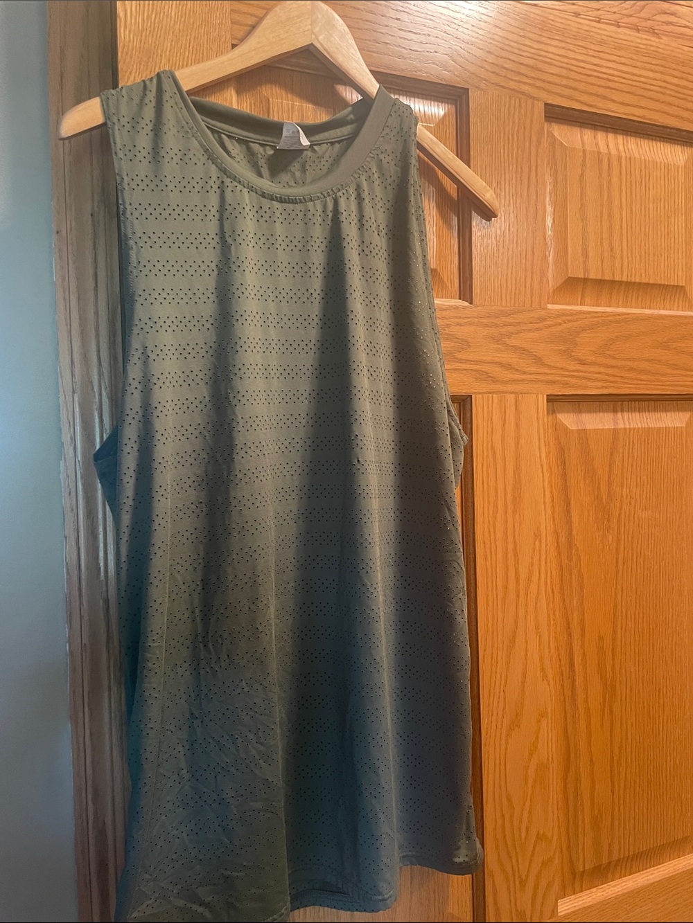 Zyia Olive Green Perforated Sleeveless Tank